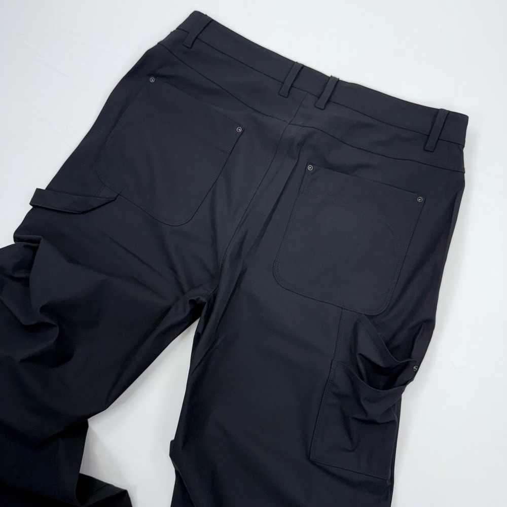 NWT Fabletics The Don Baggy Carpenter Pant Mens 34x30 Relaxed Straight Leg Black - Picture 3 of 8